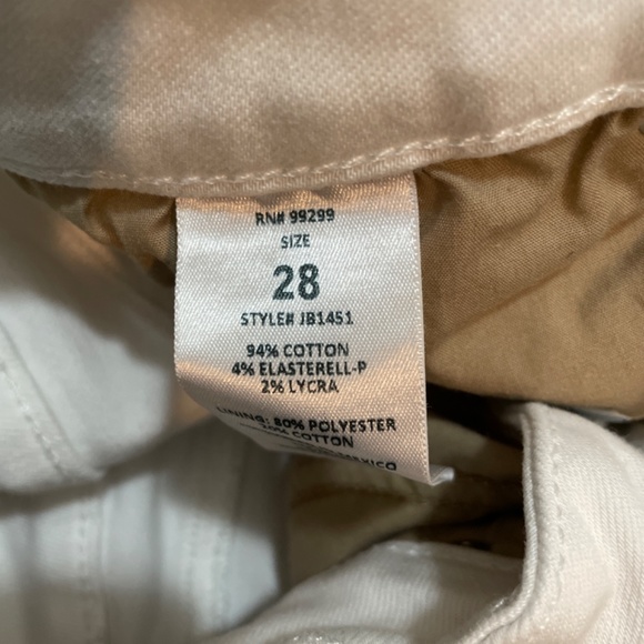 White cut off jean shorts - Picture 4 of 4